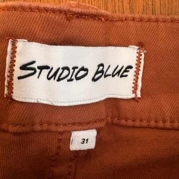 Studio Blue Mid Rise Utility Short - Picture 6 of 8